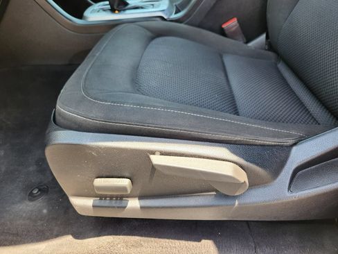 Used 2019 Chevrolet Colorado LT w/ LT Convenience Package AWD/4WD image 28