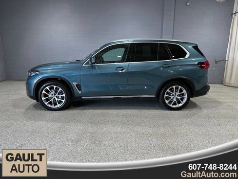 Used 2024 BMW X5 xDrive40i w/ Premium Package AWD/4WD image 5