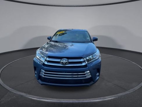 Used 2019 Toyota Highlander Limited Platinum image 6