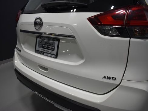 Used 2020 Nissan Rogue S image 13