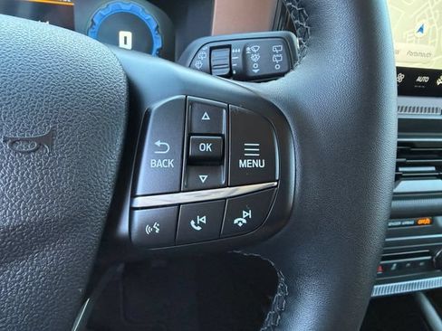 Used 2025 Ford Bronco Sport Outer Banks w/ Outer Banks Tech Package+ AWD/4WD image 19