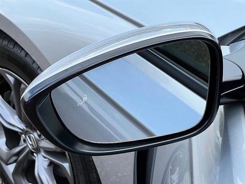 Used 2024 Honda Accord EX image 11
