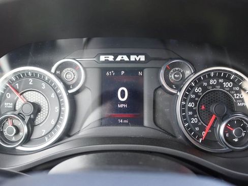 New 2024 RAM 1500 Tradesman w/ Trailer Tow Group image 26