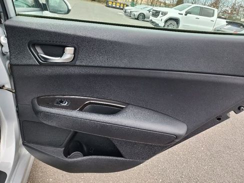 Used 2020 Kia Optima EX image 16
