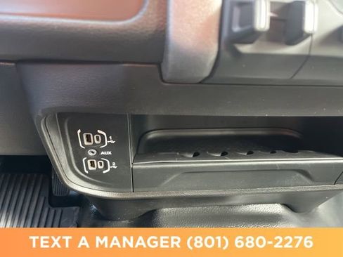 Used 2024 RAM 3500 Tradesman w/ Chrome Appearance Group AWD/4WD image 24