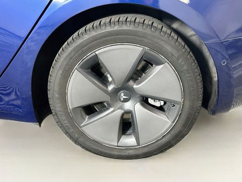 Used 2018 Tesla Model 3 Long Range AWD/4WD image 11