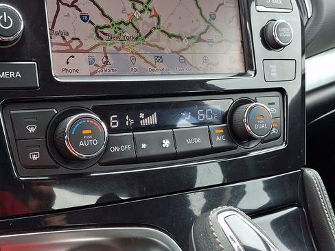 Used 2019 Nissan Maxima 3.5 SL w/ Floor Mat Group FWD image 18
