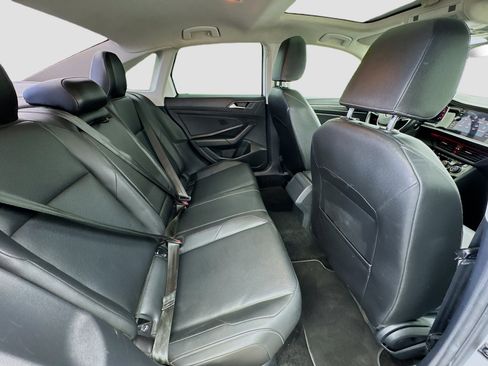 Used 2019 Volkswagen Jetta SEL FWD image 18