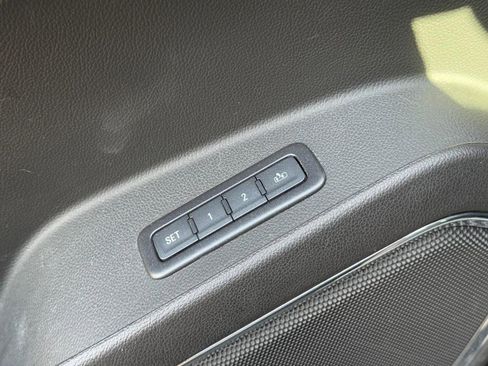 Used 2018 Chevrolet Tahoe Premier image 21