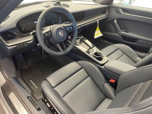 New 2026 Porsche 911 Carrera RWD image 4