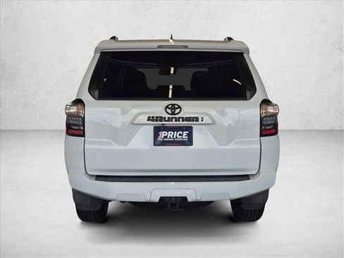 Used 2021 Toyota 4Runner SR5 RWD image 7