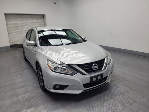 Used 2017 Nissan Altima 2.5 SV image 13