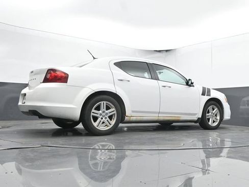 Used 2013 Dodge Avenger SXT FWD image 21