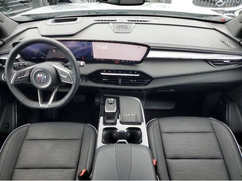 Used 2025 Buick Enclave Sport Touring w/ Power Package FWD image 15