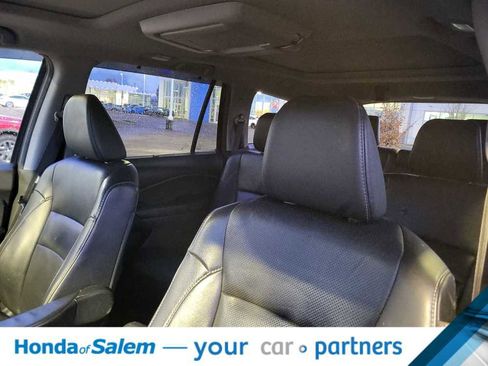 Used 2019 Honda Pilot Elite image 11