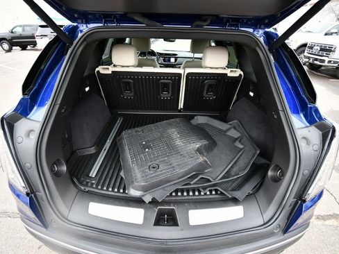 Used 2025 Cadillac XT5 Sportv w/ Technology Package AWD/4WD image 12