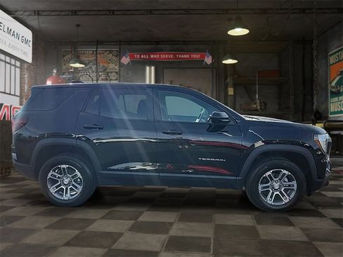 New 2026 GMC Terrain Elevation image 23