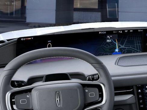 New 2027 Lincoln Navigator Premiere AWD/4WD image 14