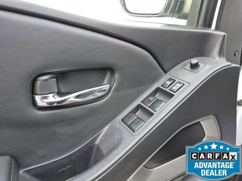 Used 2022 Nissan Frontier SV image 20