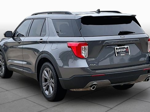 Used 2023 Ford Explorer XLT w/ Equipment Group 202A RWD image 9