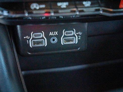 Used 2024 Dodge Durango GT AWD/4WD image 23