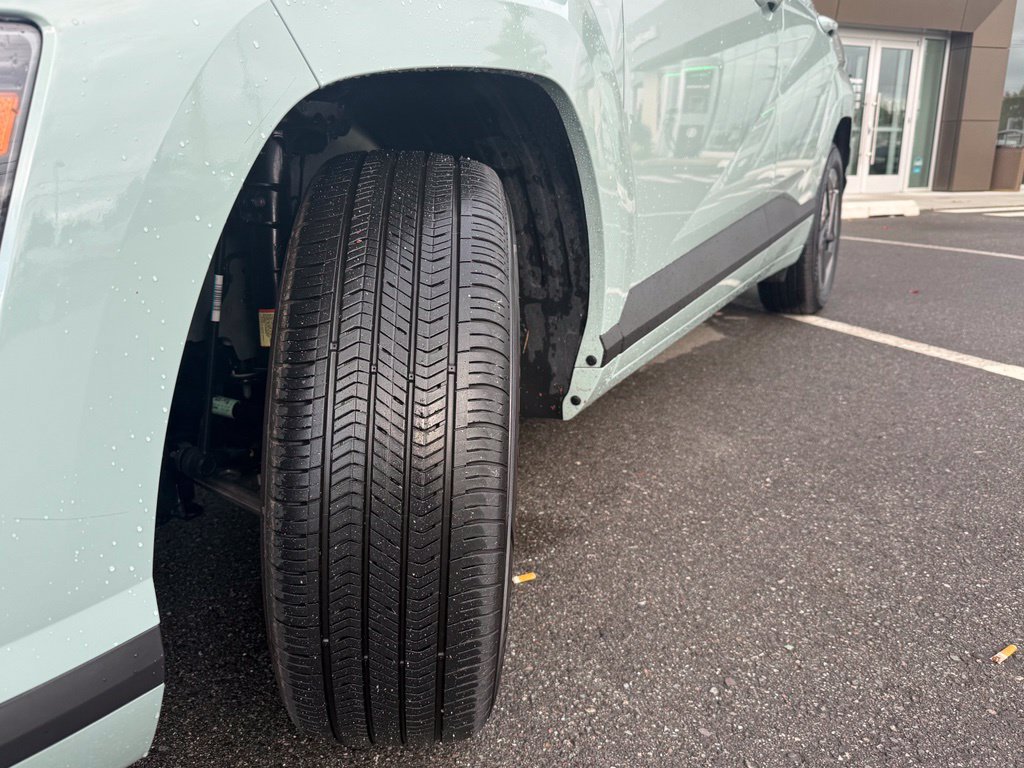 Certified 2024 Hyundai Kona SEL FWD image 33
