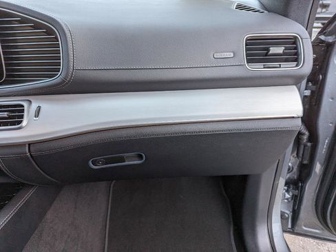 Used 2024 Mercedes-Benz GLE 53 AMG 4MATIC image 35