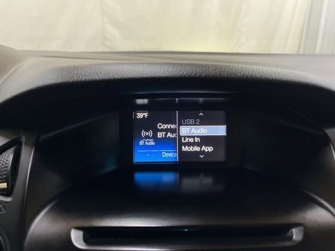 Used 2017 Ford Focus SE image 31