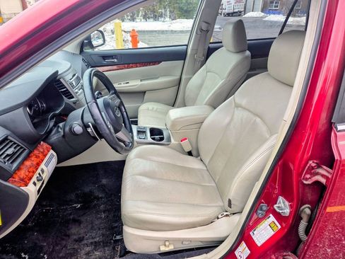 Used 2011 Subaru Outback 2.5i Limited AWD/4WD image 13