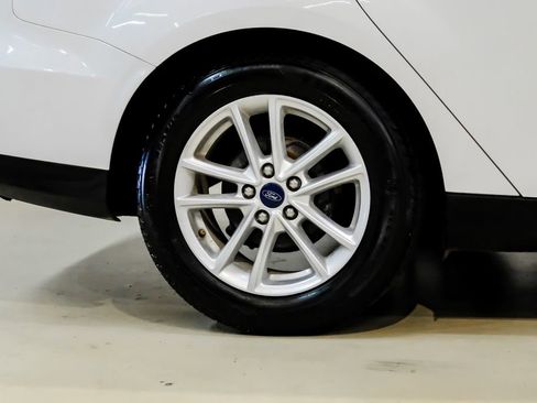 Used 2017 Ford Focus SE image 50