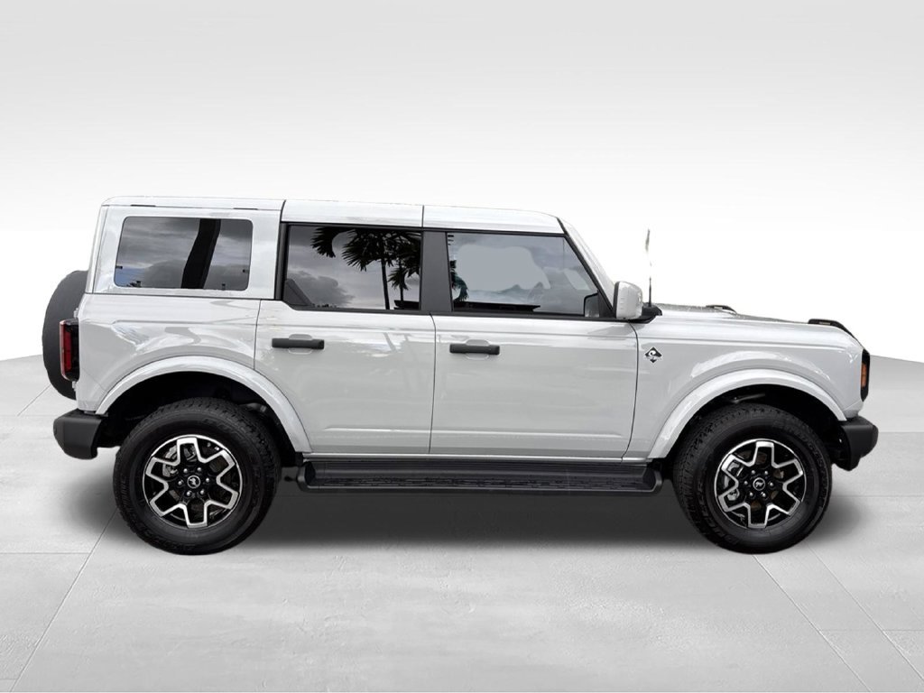 Used 2026 Ford Bronco Outer Banks AWD/4WD image 6