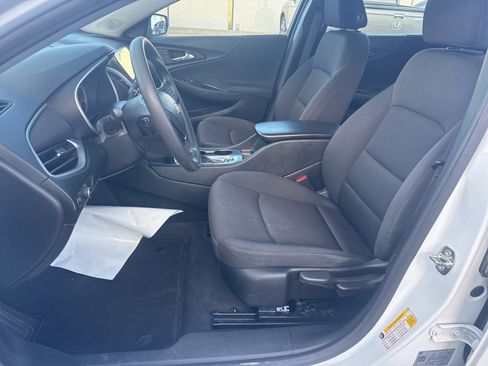 Used 2024 Chevrolet Malibu LS image 7