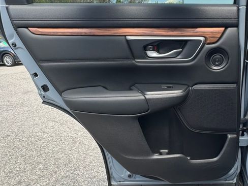 Used 2020 Honda CR-V Touring image 16