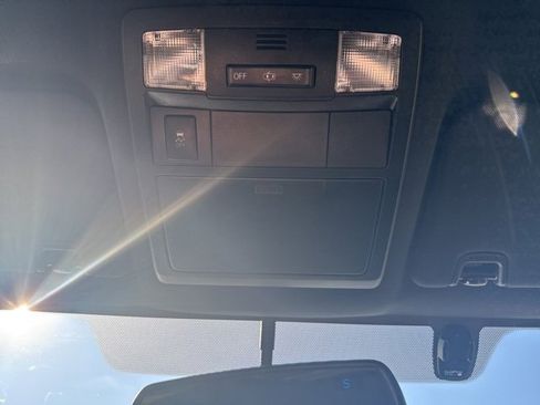 Used 2017 Toyota Tacoma TRD Sport w/ Tow Package image 25