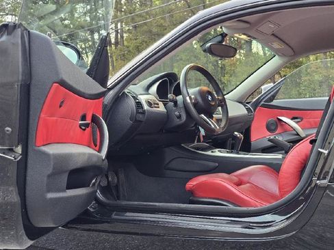 Used 2007 BMW Z4 3.0si image 3
