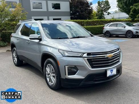 Used 2023 Chevrolet Traverse LT w/ LPO, Cargo Package AWD/4WD image 1