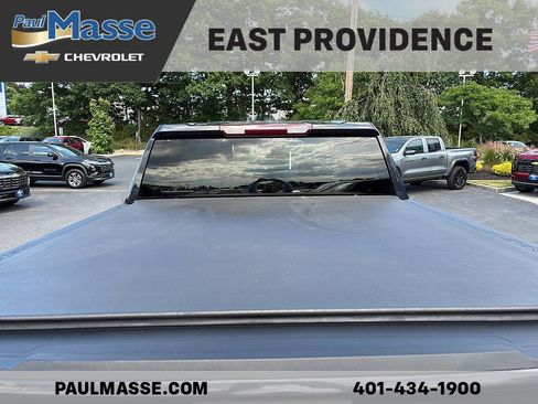 Used 2023 Chevrolet Silverado 1500 LT AWD/4WD image 8