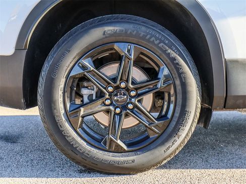 Used 2024 Chevrolet Blazer LT w/ Convenience Package image 9