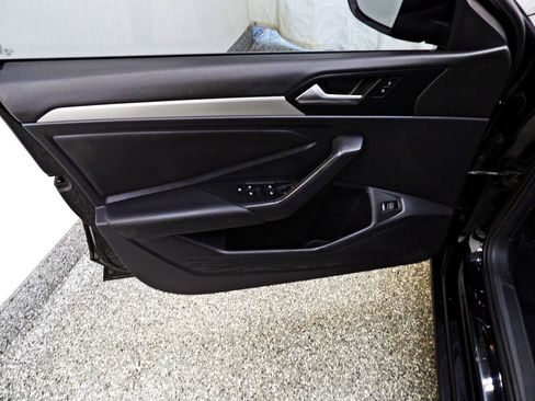 Used 2019 Volkswagen Jetta S w/ Driver Assistance Package FWD image 7