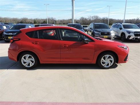 Certified 2025 Subaru Impreza 2.0i image 4