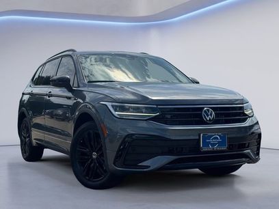 Used 2022 Volkswagen Tiguan SE R-Line