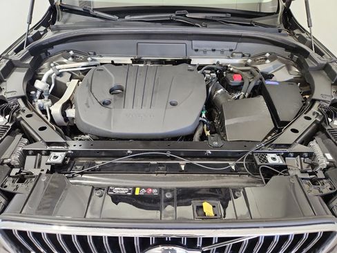 Used 2022 Volvo XC60 B5 Inscription w/ Climate Package image 39