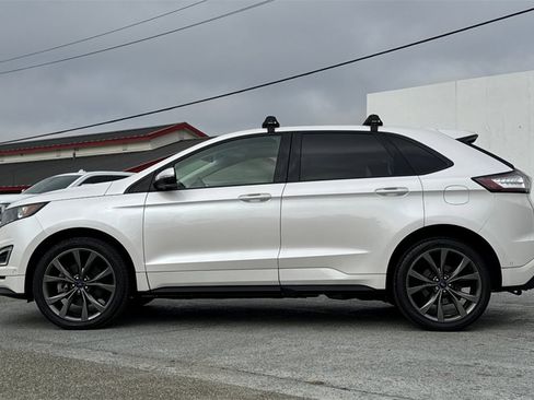 Used 2018 Ford Edge Sport w/ Equipment Group 401A image 7
