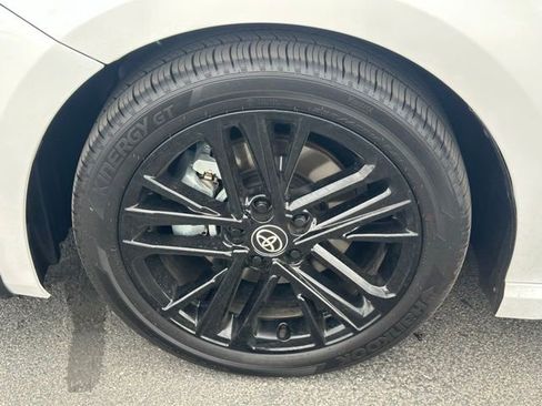 Used 2026 Toyota Camry SE FWD image 14