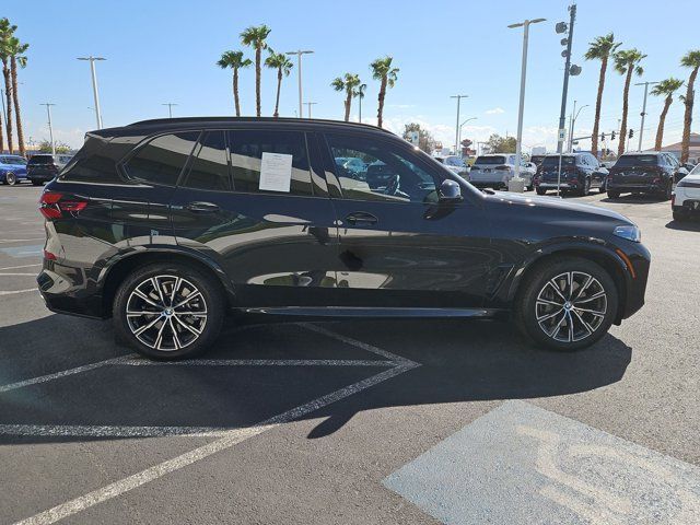Certified 2026 BMW X5 xDrive50e w/ M Sport Package AWD/4WD image 4