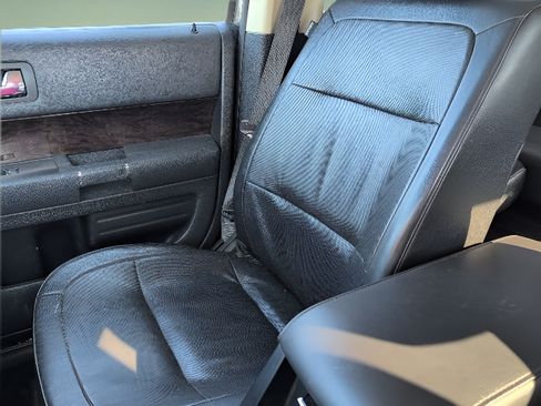 Used 2019 Ford Flex Limited FWD image 16
