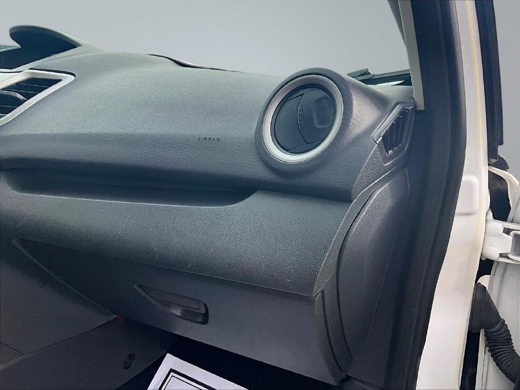 Used 2012 Ford Fiesta SE FWD image 27