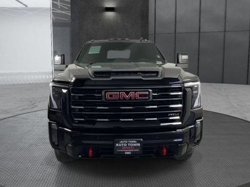Used 2024 GMC Sierra 2500 AT4 w/ AT4 Premium Plus Package AWD/4WD image 2