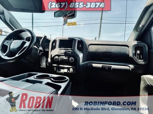 Used 2022 Chevrolet Silverado 1500 Custom AWD/4WD image 9