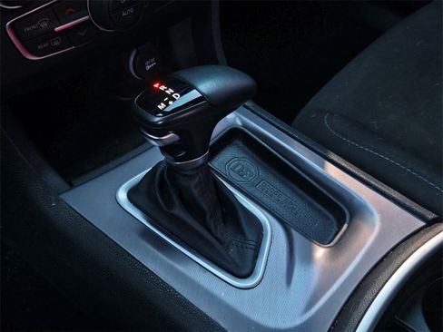 Used 2022 Dodge Charger R/T image 18